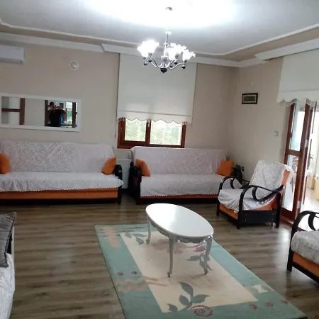 Guerbulakta Kiralik 아파트 트라존